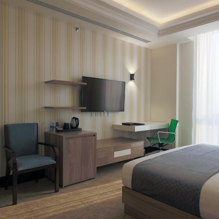 The Proud Hotel Al Khobar Exterior photo