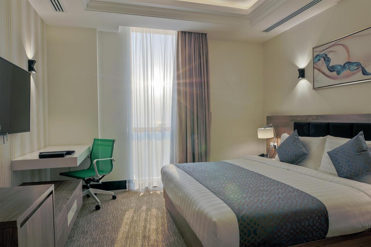 The Proud Hotel Al Khobar Exterior photo