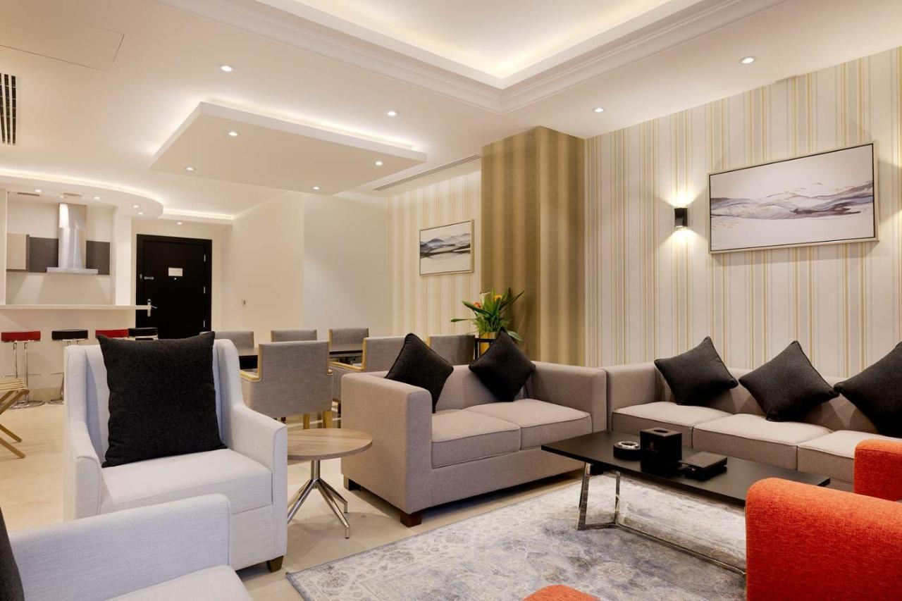The Proud Hotel Al Khobar Exterior photo