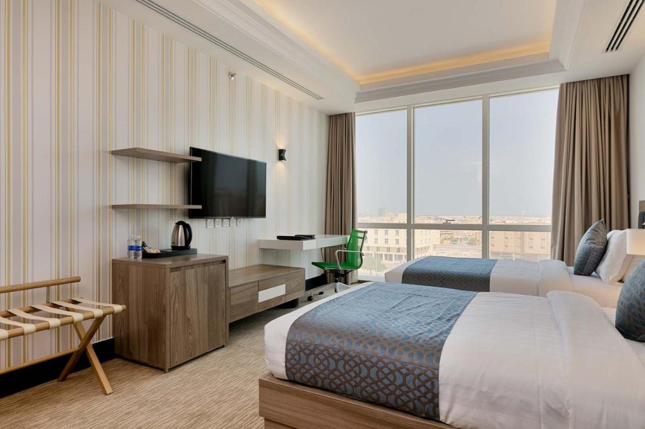 The Proud Hotel Al Khobar Exterior photo