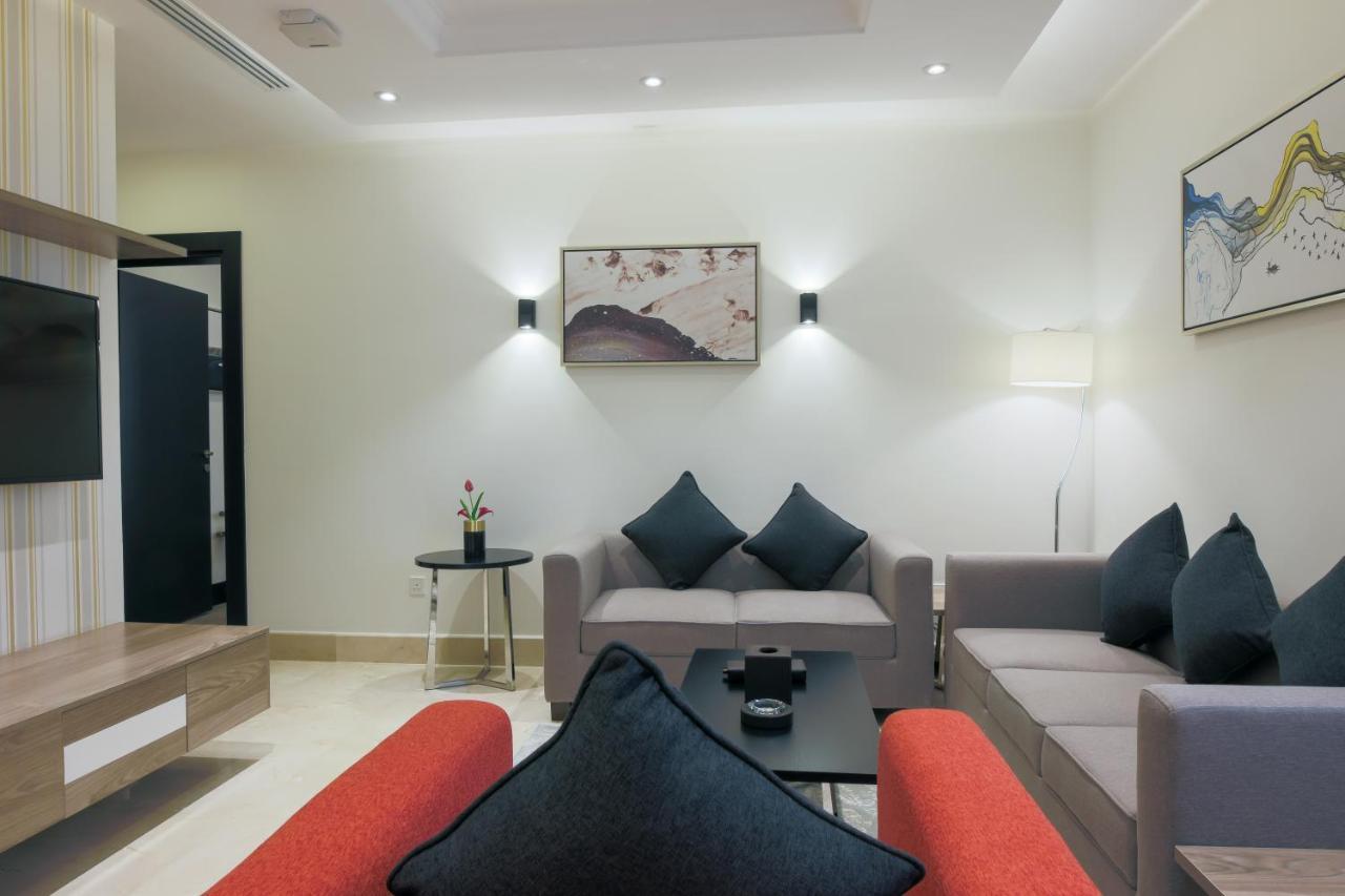 The Proud Hotel Al Khobar Exterior photo