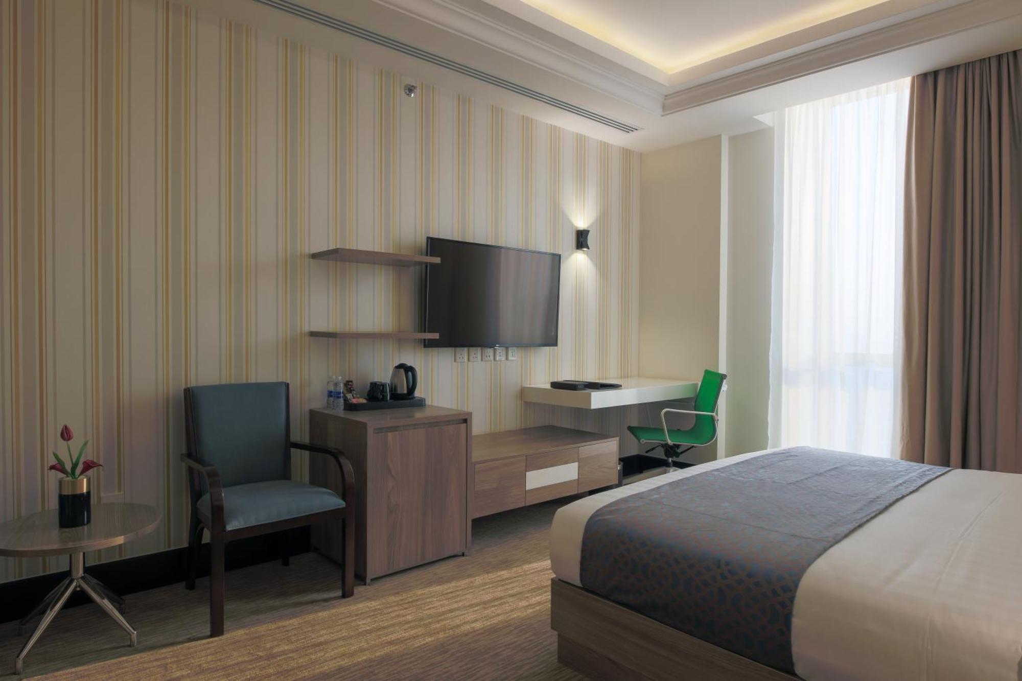 The Proud Hotel Al Khobar Exterior photo